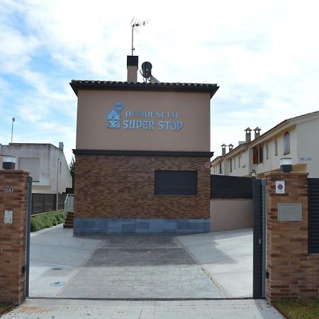 Residencial Super Stop Cases Torre Valentina Сант-Антоні-ді-Калонже Екстер'єр фото